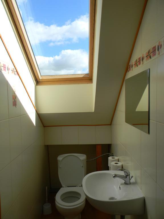 Prohibicja Peter'S Pub Motel Mikołajki Стая снимка